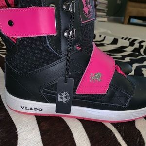 Vlado Sneakers